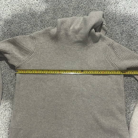 NWT Haven Well Within matching set. Turtleneck sweater and sweater pants - Picture 8 of 8